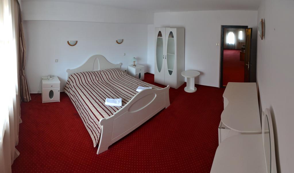Hotel Marion Padurea Rotunda*** Reghin Phòng bức ảnh