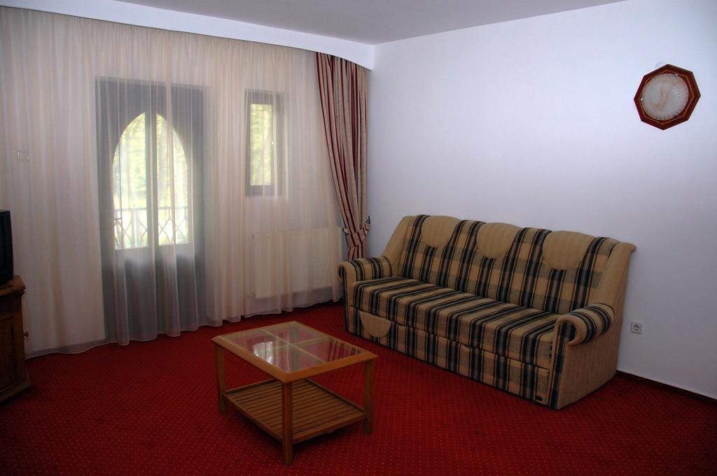 Hotel Marion Padurea Rotunda*** Reghin Ngoại thất bức ảnh